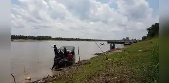 Marina de Guerra intensifica búsqueda de padre e hijo desaparecidos en el río Nanay, en Iquitos Marina de Guerra intensifica búsqueda de padre e hijo desaparecidos en el río Nanay, en Iquitos
