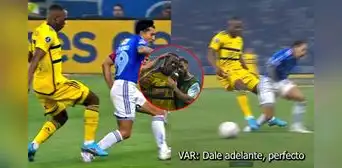 Conmebol publicó audios del VAR y reveló la razón por la que expulsaron a Luis Advíncula a los 10 segundos