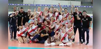 ¡Perú al Mundial! Matadorcitas vencieron 3-0 a Chile por el Sudamericano de Vóley sub-19 ¡Perú al Mundial! Matadorcitas vencieron 3-0 a Chile por el Sudamericano de Vóley sub-19
