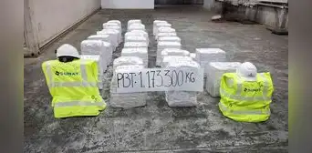 Decomisan más de 3 toneladas de cocaína en los puertos del Callao y Paita Decomisan más de 3 toneladas de cocaína en los puertos del Callao y Paita