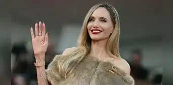 Angelina Jolie: “Ahora me siento como una mujer mayor y lo acepto” Angelina Jolie: “Ahora me siento como una mujer mayor y lo acepto”