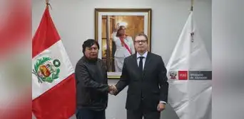 Sutep responde al ministro Quero: Sueldo de los maestros es de S/2.600 al mes