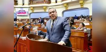 Gobierno de Dina Boluarte reperfila el pago de la deuda externa