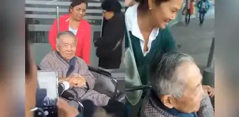 Alberto Fujimori es visto saliendo de clínica y comentó sobre su candidatura: "Vamos a ver" Alberto Fujimori es visto saliendo de clínica y comentó sobre su candidatura: "Vamos a ver"