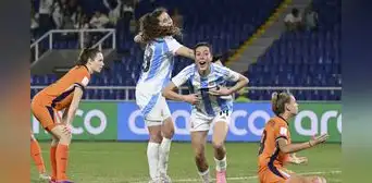 ¡Partidazo lleno de goles! Argentina empató 3-3 ante Países Bajos por el Mundial Femenino Sub-20 ¡Partidazo lleno de goles! Argentina empató 3-3 ante Países Bajos por el Mundial Femenino Sub-20