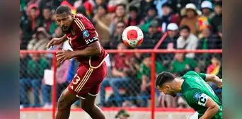 Exayudante técnico de Venezuela enfurece por decisión de Bolivia de jugar en El Alto tras goleada: "puede suceder algo malo" Exayudante técnico de Venezuela enfurece por decisión de Bolivia de jugar en El Alto tras goleada: "puede suceder algo malo"