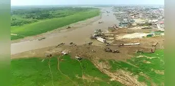 Senamhi advierte que río Amazonas sufre uno de los peores descensos de su caudal Senamhi advierte que río Amazonas sufre uno de los peores descensos de su caudal