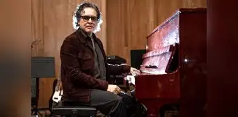 Peter Gordeno: “La música de Depeche Mode conecta con la gente”