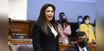 Congresista Patricia Chirinos renuncia a partido de Avanza País