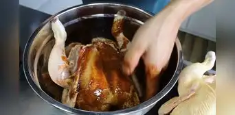 ¿Cómo se prepara el aderezo de pollo a la brasa? Esta es la receta completa y el ingrediente secreto que no puede faltar