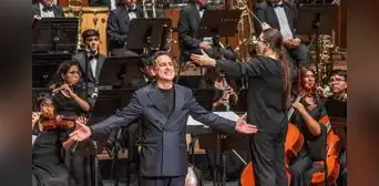 Orquesta Juvenil Sinfonía por el Perú inicia su  gira por Europa junto a Juan Diego Flórez