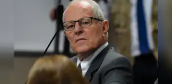Pedro Pablo Kuczynski y su chófer seguirán siendo juzgado por crimen organizado Pedro Pablo Kuczynski y su chófer seguirán siendo juzgado por crimen organizado