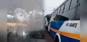 Extorsionadores disparan 7 veces contra buses Corazón de Jesús en SMP y amenazan con matar a conductor Extorsionadores disparan 7 veces contra buses Corazón de Jesús en SMP y amenazan con matar a conductor
