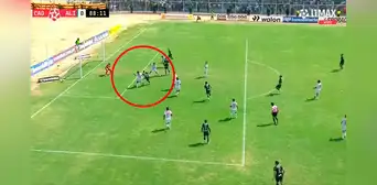Paolo Guerrero no pudo con el 'Pato' Álvarez: arquero de Atlético Grau le negó su primer gol con Alianza Lima Paolo Guerrero no pudo con el 'Pato' Álvarez: arquero de Atlético Grau le negó su primer gol con Alianza Lima
