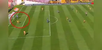 ¡Insólito! Cusco FC comete penal absurdo tras un blooper en un saque de meta que Cristal falló ¡Insólito! Cusco FC comete penal absurdo tras un blooper en un saque de meta que Cristal falló