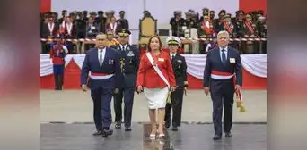 Dina Boluarte en la ceremonia por el Día de las Fuerzas Armadas: "Los enemigos del Perú jamás nos van a vencer"