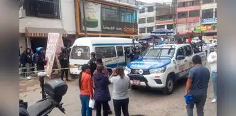 Asesinan a pasajera de combi en av. Canto Grande en San Juan de Lurigancho Asesinan a pasajera de combi en av. Canto Grande en San Juan de Lurigancho