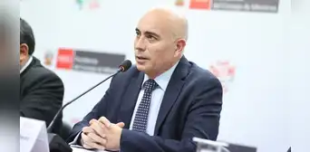 Ministro de Vivienda tuvo que cortar discurso ante protestas de personas afectadas por Proyecto Chiclayo Bonito Ministro de Vivienda tuvo que cortar discurso ante protestas de personas afectadas por Proyecto Chiclayo Bonito