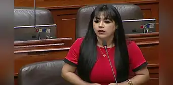 Congresista Vivían Olivos se indigna por ser víctima de extorsión: "Uno se siente un ciudadano más" Congresista Vivían Olivos se indigna por ser víctima de extorsión: "Uno se siente un ciudadano más"