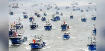 Denuncian que barcos extranjeros siguen entrando al mar peruano sin control