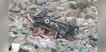 ¡Fatal accidente en la Panamericana Sur! Triple choque deja un conductor fallecido en Arequipa