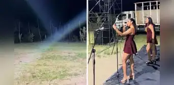 Orquesta toca en un concierto vacío, pero el animador no pierde la alegría: “Saltando, saltando” Orquesta toca en un concierto vacío, pero el animador no pierde la alegría: “Saltando, saltando”