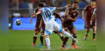 ¿Cómo va el partido de Venezuela vs Argentina? Resultado del juego de HOY de la Vinotinto ¿Cómo va el partido de Venezuela vs Argentina? Resultado del juego de HOY de la Vinotinto
