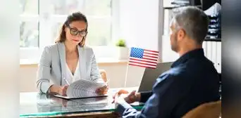 Atención, inmigrante: los 4 temas que no debes mencionar en tu entrevista si deseas obtener la visa americana 2024 Atención, inmigrante: los 4 temas que no debes mencionar en tu entrevista si deseas obtener la visa americana 2024