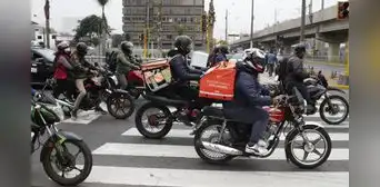 Estos son los 5 distritos de Lima que prohíben circular a dos personas en moto: multas van desde 1% de UIT