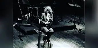 Música, poesía y actitud: “Chaqueta” Piaggio en concierto Música, poesía y actitud: “Chaqueta” Piaggio en concierto