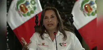 Dina Boluarte descarta salida de Juan José Santiváñez: "Los ministros necesitan tiempo para mostrar resultados" Dina Boluarte descarta salida de Juan José Santiváñez: "Los ministros necesitan tiempo para mostrar resultados"