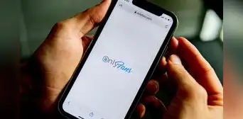 Mujer con cáncer descubre que su esposo gastó 40.000 dólares en OnlyFans: "Fue devastador" Mujer con cáncer descubre que su esposo gastó 40.000 dólares en OnlyFans: "Fue devastador"