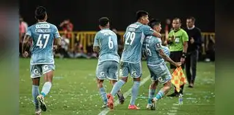 Sporting Cristal se aferra al Torneo Clausura: derrotó 2-1 a Universitario y volvió a subir en la tabla