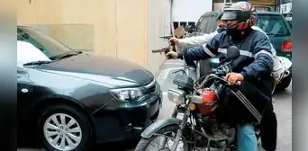 ¿Prohibir que vayan dos en una moto es la solución al problema? ¿Prohibir que vayan dos en una moto es la solución al problema?