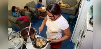 Trabajo no remunerado de las mujeres aportaría más del 23% del PBI Trabajo no remunerado de las mujeres aportaría más del 23% del PBI