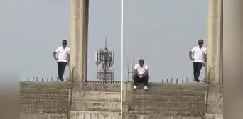 Hinchas se burlan y le gritan a Richard Acuña en estadio por el descenso de César Vallejo: "Chau" Hinchas se burlan y le gritan a Richard Acuña en estadio por el descenso de César Vallejo: "Chau"