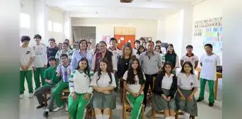 Estudiantes de la I.E. José Lishner Tudela participan de charla informativa Estudiantes de la I.E. José Lishner Tudela participan de charla informativa
