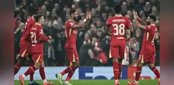 Liverpool goleó 4-0 al Bayer Leverkusen con hat-trick del colombiano Luis Díaz en Champions League