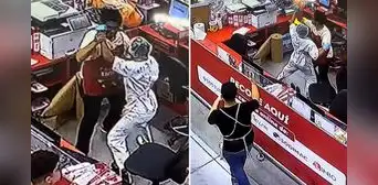 Trabajadores de supermercado bailan al ritmo de villancico y usuarios bromean: “No se gana, pero se goza”