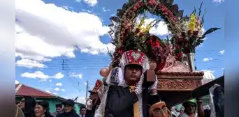 Documental 'Mamacha Cocharcas: La Virgen de los Andes' tendrá función en Lima Documental 'Mamacha Cocharcas: La Virgen de los Andes' tendrá función en Lima