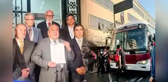 Un grupo de transportistas no acatarán paro durante APEC tras reunirse con el Gobierno Un grupo de transportistas no acatarán paro durante APEC tras reunirse con el Gobierno
