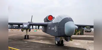 La potencia mundial  que superó a Estados Unidos con el primer 'portaviones volante' del mundo: clave para el ataque aéreo masivo