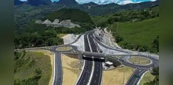 Este país de Latinoamérica concluirá 5 megaproyectos antes que acabe 2024: hará una inversión de $64,5 billones para lograrlo