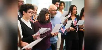 ¡Atención, inmigrantes en EE. UU.!: las 10 preguntas para obtener rápidamente la ciudadanía americana en 2025 ¡Atención, inmigrantes en EE. UU.!: las 10 preguntas para obtener rápidamente la ciudadanía americana en 2025