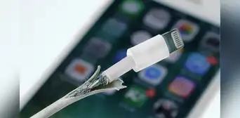 ¡Cuidado! Estos son los 3 peligros de cargar tu celular con un cable falso o dañado