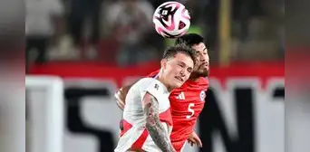 Hinchas de Perú se rinden ante Oliver Sonne tras su partido ante Chile: "El mejor por escándalo" Hinchas de Perú se rinden ante Oliver Sonne tras su partido ante Chile: "El mejor por escándalo"