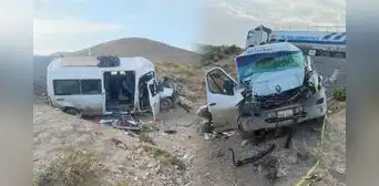 Choque de 2 minivanes en la carretera Arequipa-Puno deja un fallecido y varios heridos de gravedad Choque de 2 minivanes en la carretera Arequipa-Puno deja un fallecido y varios heridos de gravedad