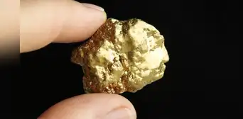 Geólogos descubren el mineral más raro del mundo: una 'joya' única y exclusiva que solo se encuentra en un país Geólogos descubren el mineral más raro del mundo: una 'joya' única y exclusiva que solo se encuentra en un país