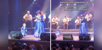 Nieta de Amanda Portales enternece al bailar huayno en el escenario: “Ay, mi gatito, miau, miau” Nieta de Amanda Portales enternece al bailar huayno en el escenario: “Ay, mi gatito, miau, miau”