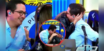 Ale Fuller y Carlos Orozco casi se besan EN VIVO tras protagonizar romántico momento en Youtube Ale Fuller y Carlos Orozco casi se besan EN VIVO tras protagonizar romántico momento en Youtube